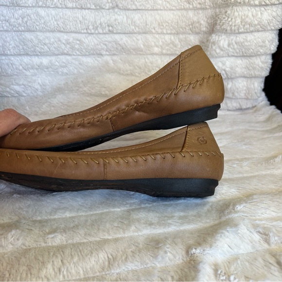 Born Women's Yara Flat Whiskey 10 - Picture 6 of 9